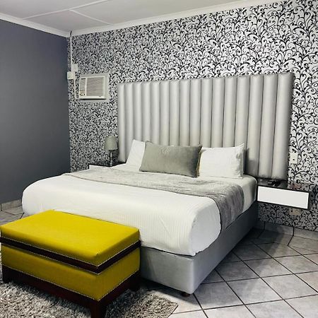 Pari Guest House Middelburg  Luaran gambar